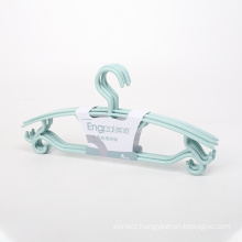 Wholesale Custom 4pcs Multi-purpose Hangers With Wide Shoulders